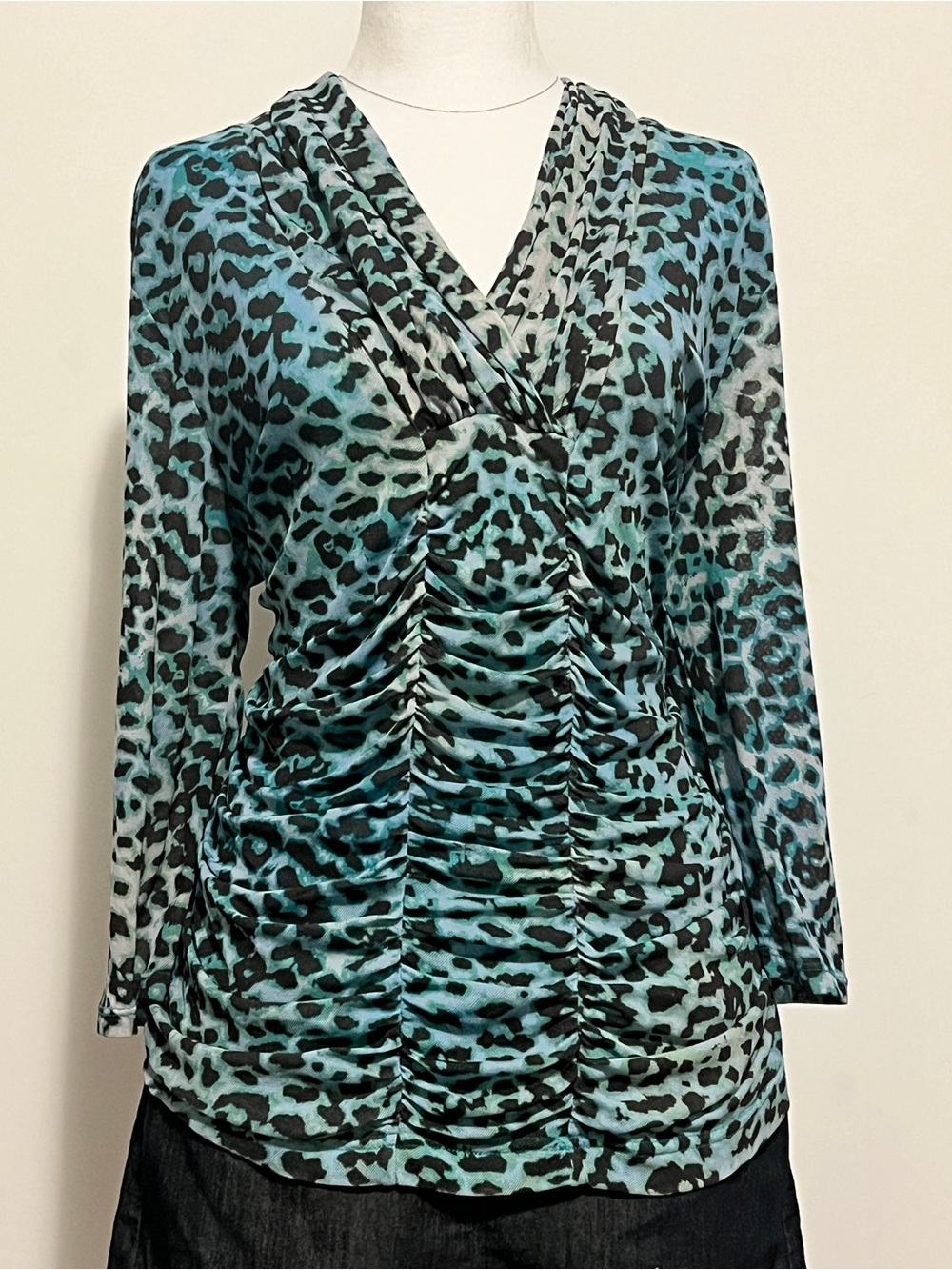 XL Jessica Teal & Black Leopard-Print Ruched V-Neck Top